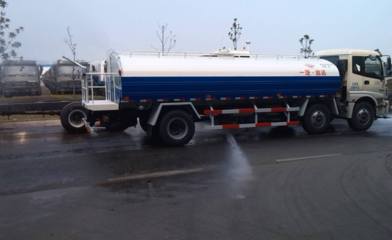 灑水車在工作時(shí)為何要放音樂？這里有大學(xué)問